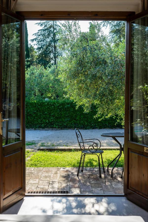 Hotel & Spa Villa Dei Mosaici Spello Exterior foto