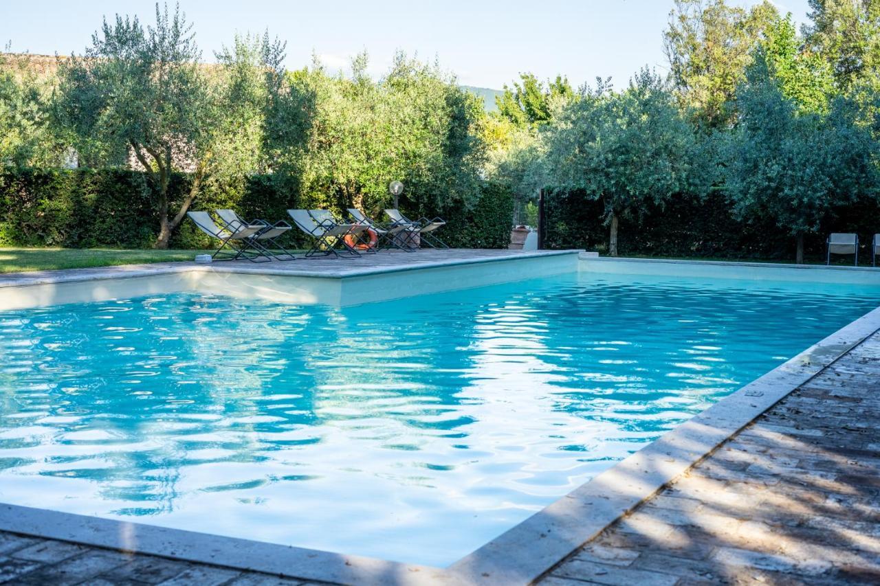 Hotel & Spa Villa Dei Mosaici Spello Exterior foto