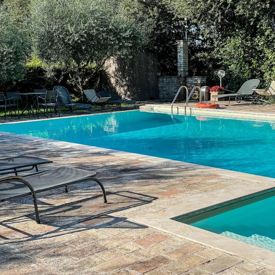 Hotel & Spa Villa Dei Mosaici Spello Exterior foto